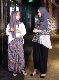 Gambar Fashion Hijab Zaskia Sungkar 1